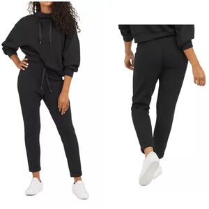 Spanx AirEssentials Tapered Black Joggers Size 1X Cuffed Hem Drawstring Waist